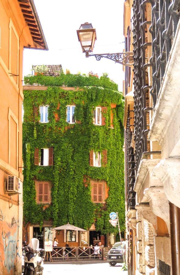 Casa Del Moro - Romantic Loft In Trastevere Eksteriør billede