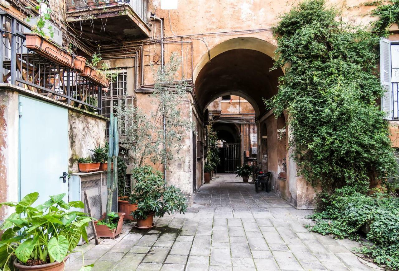 Casa Del Moro - Romantic Loft In Trastevere Eksteriør billede